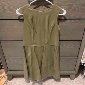 Vince Camuto dress. Size 6.